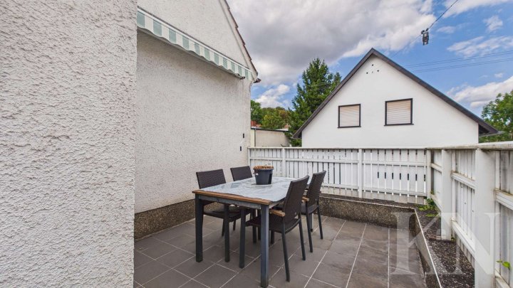 Familienfreundliches Einfamilienhaus mit Garten und zwei Außenbereichen in Riegelsberg!