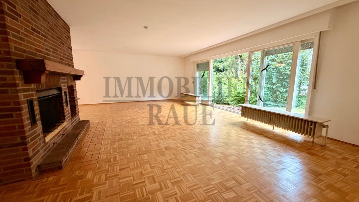 EIN ZUHAUSE FÜR DIE FAMILIE – FREISTEHENDES 1 FAM.-HAUS MIT GARTEN, TERRASSE UND GARAGE IN NEUWEILER