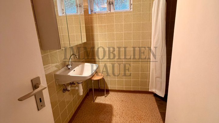 EIN ZUHAUSE FÜR DIE FAMILIE – FREISTEHENDES 1 FAM.-HAUS MIT GARTEN, TERRASSE UND GARAGE IN NEUWEILER