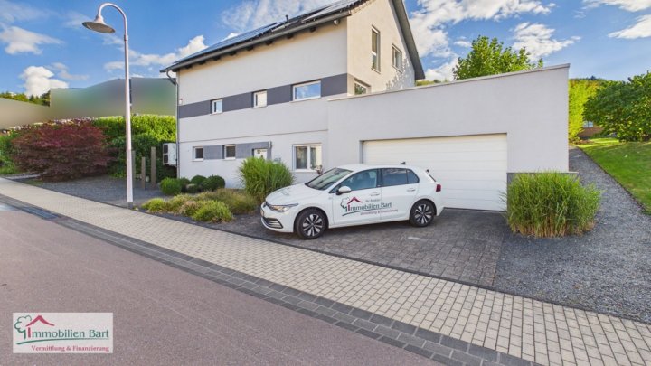 FAMILIEN-WOHNGLÜCK MIT MODERNER AUSSTATTUNG IN TOP-WOHNLAGE IN TABEN-RODT!