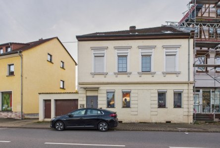Straßenansicht
