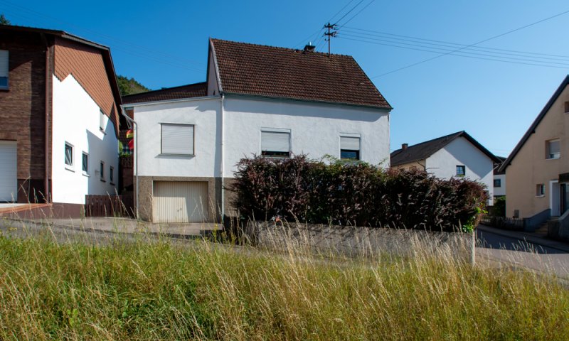 Freistehendes Ein- bis Zweifamilienhaus als Kapitalanlage oder Eigenheim