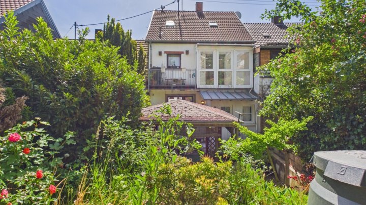 Verwirklichen Sie Ihre Wohnträume – Reihenmittelhaus mit Potenzial