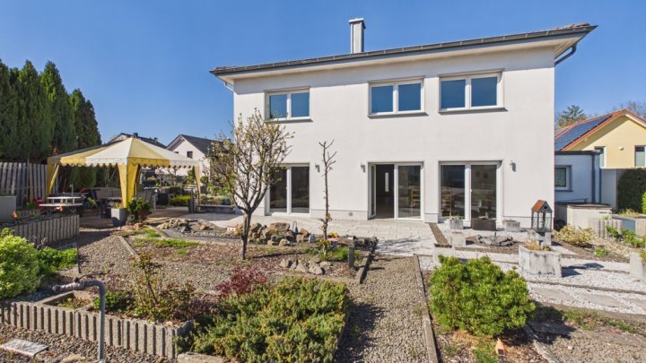 Modernes Stadthaus- großzügig geplant und vielseitig nutzbar