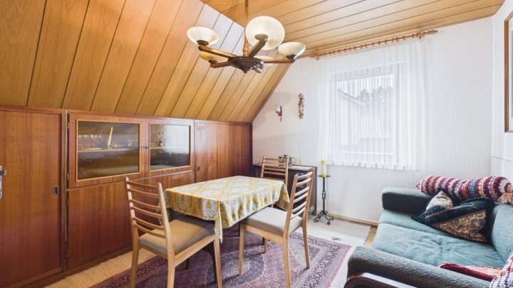 Einfamilienhaus mit viel Platz für Neugestaltung