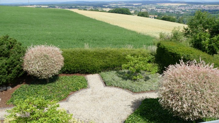 Wohnen mit Weitblick- exklusives Einfamilienhaus in bevorzugter Höhenlage