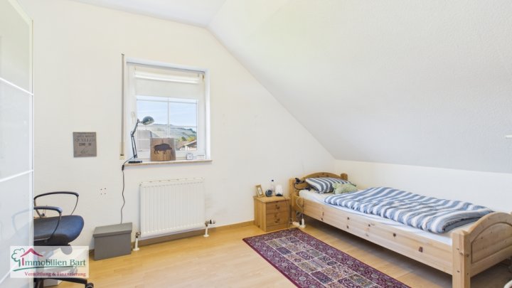 SAARBURG: 86 M² WOHNUNG, 2 SZ, GÄSTE-WC IN GUTER LAGE!