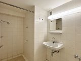 Dusche und Fußbecken UG