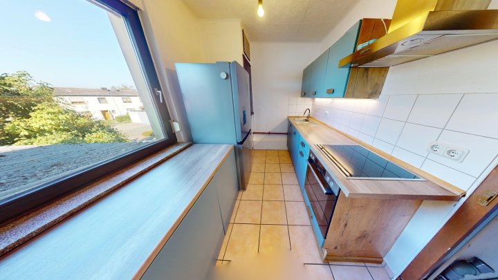 Helle und großzügige Obergeschosswohnung in Klarenthal zu vermieten