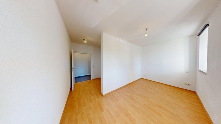 Hell und modern gehaltene Hochparterrewohnung in Köllerbach zu vermieten