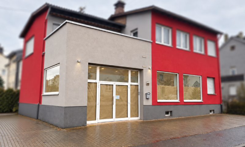 Ladenlokal Büro Studio Hauptstraße mit Schaufenster Parkplätze