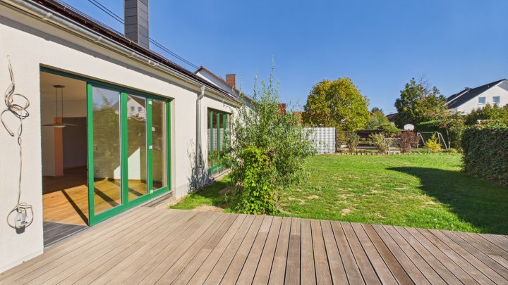 Einfamilienhaus mit Grundstück in bester Lage von Lisdorf