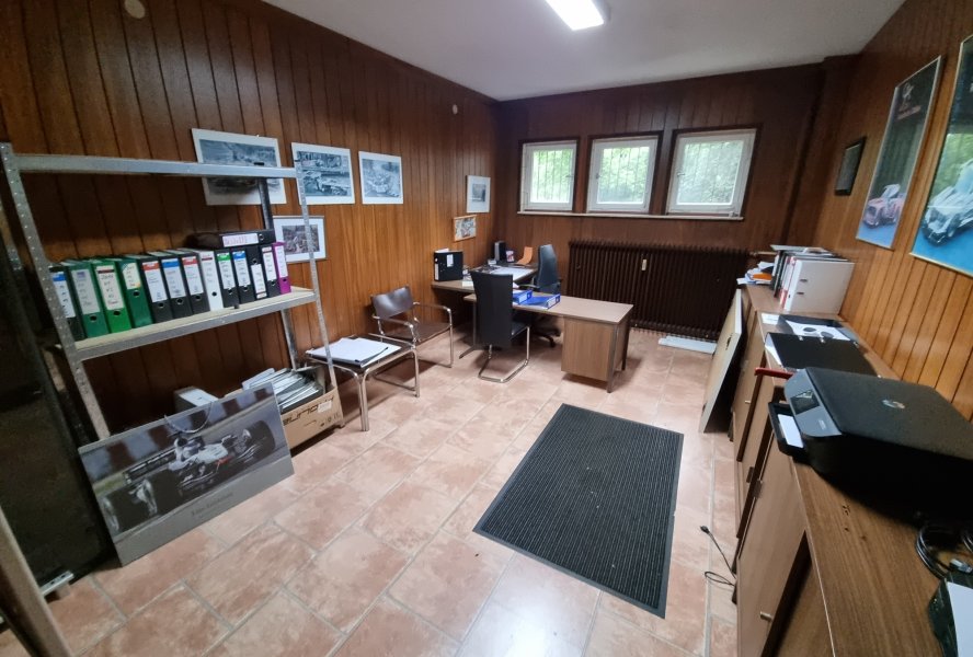 Abgeschlossenes Büro