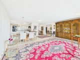 Wohnen- Essen- Küche mit Loggia und Dachterrasse