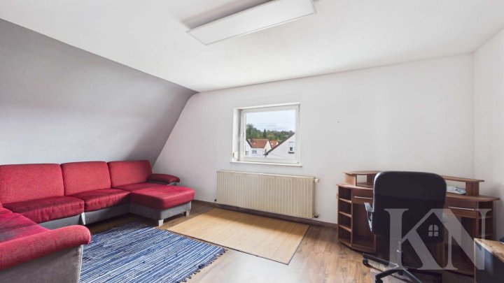 Wohnen, vermieten oder Mehrgenerationenwohnen – Dreifamilienhaus in Saarbrücken