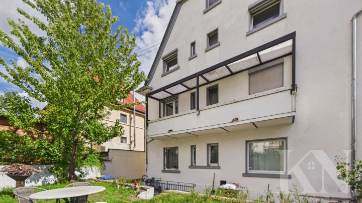 Wohnen, vermieten oder Mehrgenerationenwohnen – Dreifamilienhaus in Saarbrücken