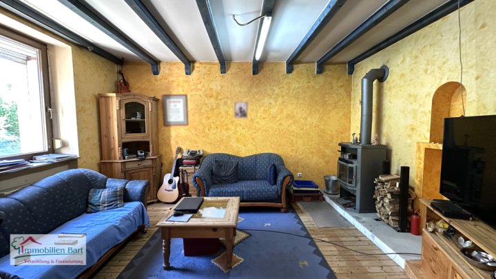 NEUER PREIS!!! GRENZNÄHE LUXEMBURG: WOHNHAUS MIT GARTEN UND GARAGE IN FREUDENBURG