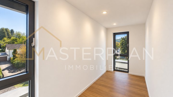 Provisionsfrei ! Exklusives Penthouse in Unterfelsberg