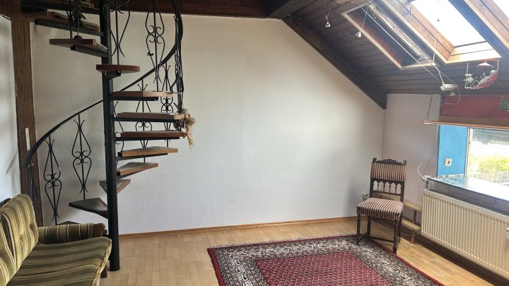  3-Zimmer-Wohnung in Völklingen-Ludweiler - Überdachte Terrasse und Gartenmitbenutzung inklusive