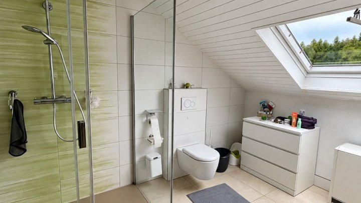 Großzügiges Einfamilienhaus in Großrosseln - Stilvolles Wohnen mit Kamin und großem Garten