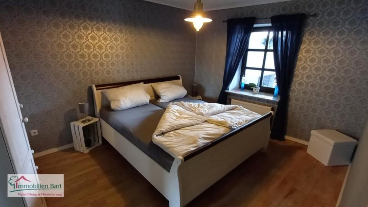 VIELSEITIGE IMMOBILIE MIT GASTRONOMIE, FERIENWOHNUNG UND GROßZÜGIGEM WOHNBEREICH IN ZERF
