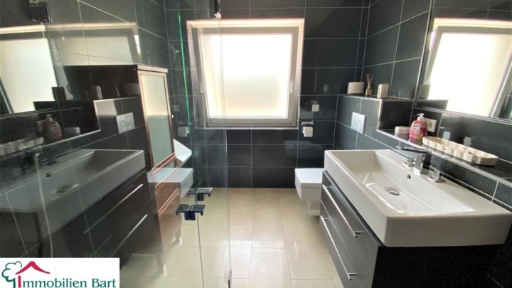 WOHNHAUS (225M² WFL.) MIT 2 WOHNUNGEN IN TOP LAGE VON MERZIG-BESSERINGEN