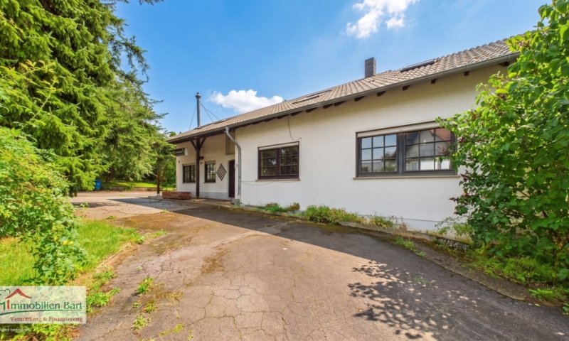 HANDWERKERHAUS IN GRENZNÄHE LUXEMBURG: 3 WOHNUNGEN MÖGLICH!