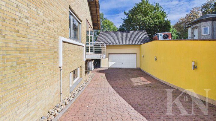 Großzügiges Einfamilienhaus mit Einliegerwohnung, 1.018 m² Grundstück und Weitblick in Riegelsberg!