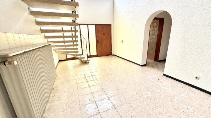 Einfamilienhaus mit Einliegerwohnung in ruhiger, naturnaher Höhenlage