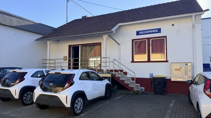Halle, Lager und Verkaufsfläche - attraktive Gewerbefläche mit großem Außenbereich in Rehlingen