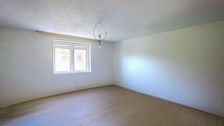 Handwerker aufgepasst – kleines Haus mit Garten sucht neuen Besitzer!