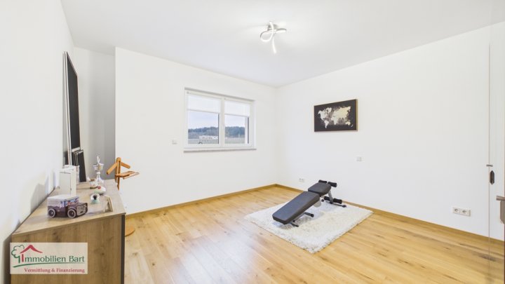 PALZEM (GRENZE LUXEMBURG): MODERNE, HELLE 120 M² WOHNUNG / 2 SCHLAFZIMMER / BALKON