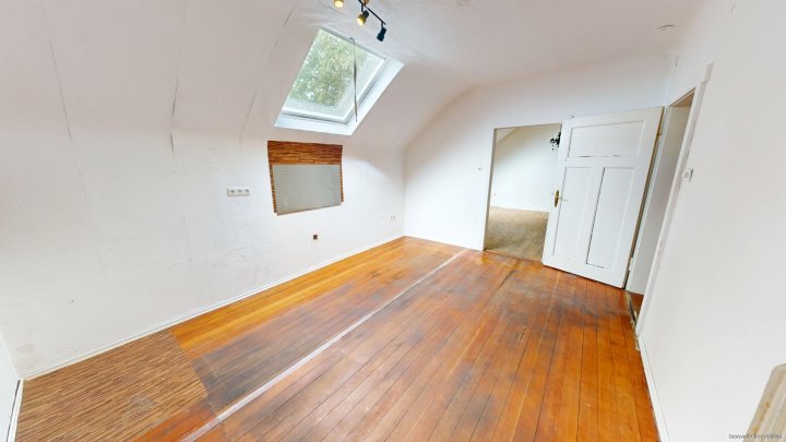 Ein-Zweifamilien-Handwerkerhaus in ruhiger Nebenstraße von Elm
