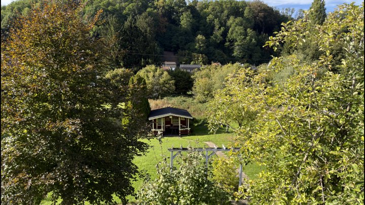 Viel Platz für Ihre Wohnideen – großzügiges Zweifamilienhaus auf 1.487 m² Grundstück