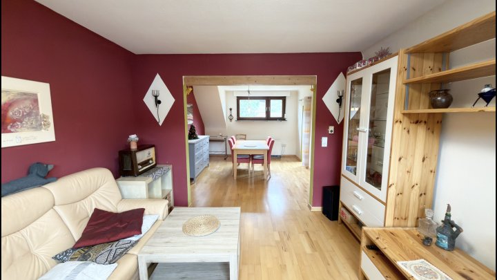Viel Platz für Ihre Wohnideen – großzügiges Zweifamilienhaus auf 1.487 m² Grundstück