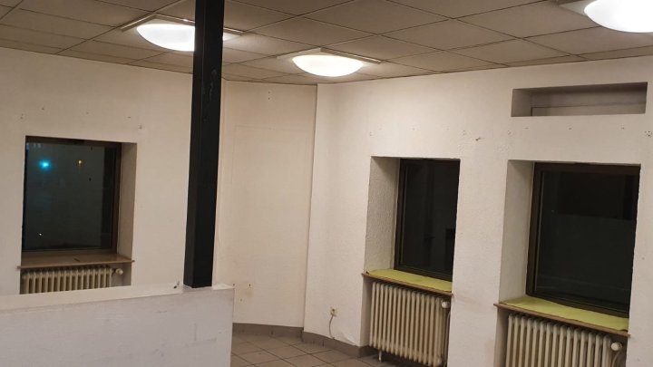 Vielfältiges Wohn- und Geschäftshaus im Herzen Völklingens - Raumwunder mit großem Potenzial