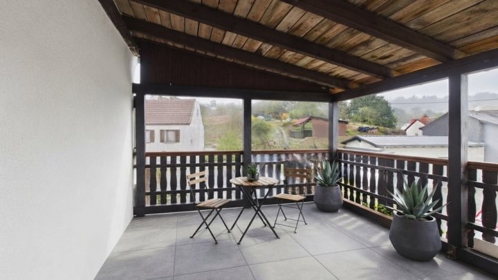 Großzügiges Haus mit Modernisierungsbedarf und viel Gestaltungsspielraum