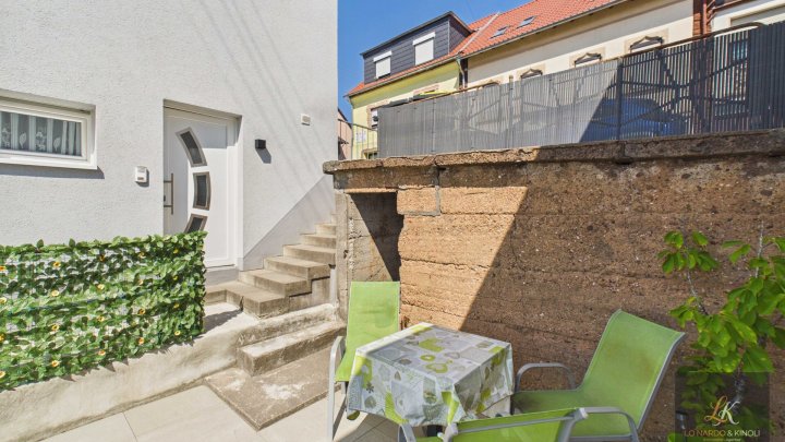 Großzügiges Familienhaus mit Einliegerwohnung und Fernblick über Quierschied