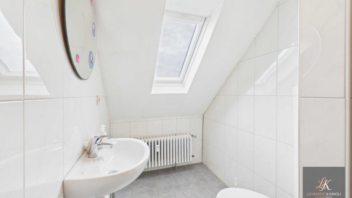 Gemütliche 3-Zimmer-Dachgeschosswohnung  in Saarbrücken am Rastpfuhl