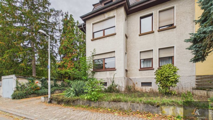 Gemütliche 3-Zimmer-Dachgeschosswohnung  in Saarbrücken am Rastpfuhl