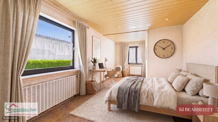 ORSCHOLZ: WOHNHAUS MIT 3 HOHEN GARAGEN AUF 12 AR & GRENZNÄHE LUXEMBURG