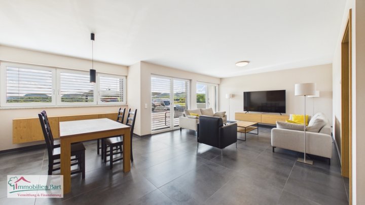 GRENZE L-REMICH: SOFORT VERFÜGBAR! EXKLUSIVE WOHNUNG MIT TERRASSE, GARAGE UND KLEINEM GARTEN!