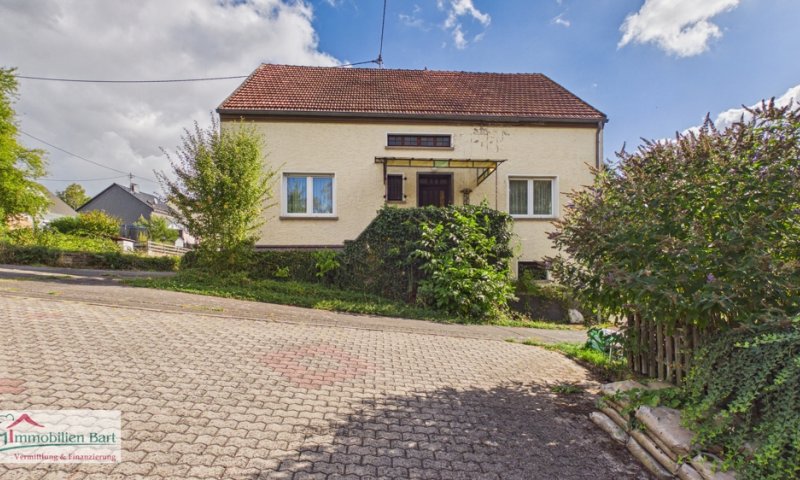 MERZIG - OT: FREISTEHENDES WOHNHAUS MIT WEITBLICK