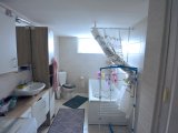 27 Bad mit Wanne und Toilette