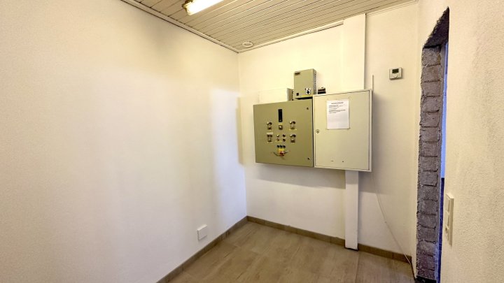 Gewerbeeinheit im Herzen von Saarwellingen