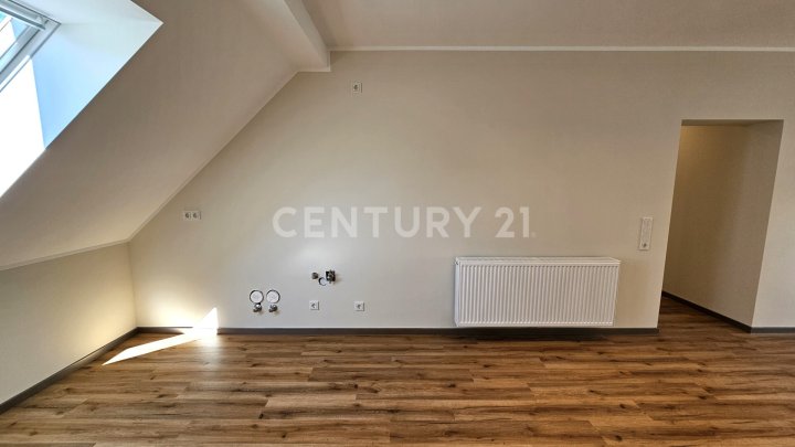 !!!!!! Achtung Reserviert !!!! Hochwertig modernisiertes 1-2FH,mit Garten & Garage in SB - Fechingen