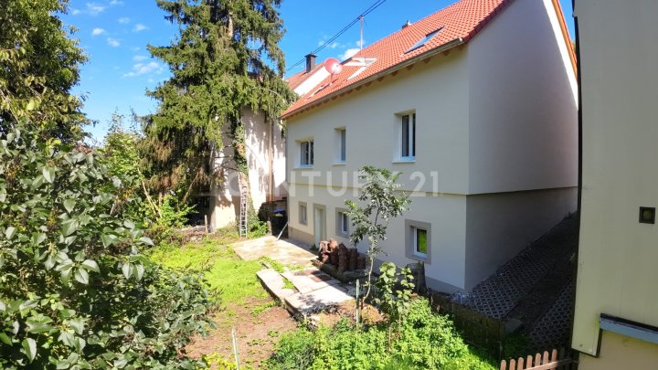 !!!!!! Achtung Reserviert !!!! Hochwertig modernisiertes 1-2FH,mit Garten & Garage in SB - Fechingen
