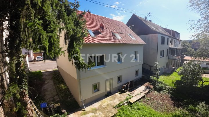 !!!!!! Achtung Reserviert !!!! Hochwertig modernisiertes 1-2FH,mit Garten & Garage in SB - Fechingen