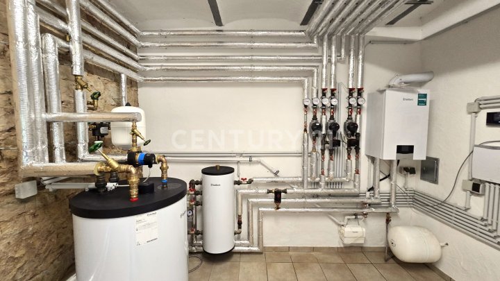 !!!!!! Achtung Reserviert !!!! Hochwertig modernisiertes 1-2FH,mit Garten & Garage in SB - Fechingen