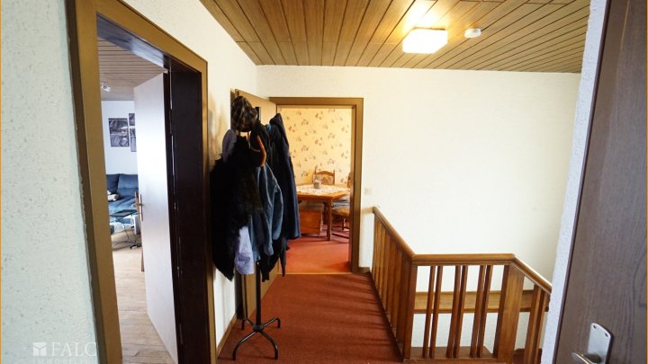 Familienhaus + Baugrundstück in Homburg- Jägersburg!